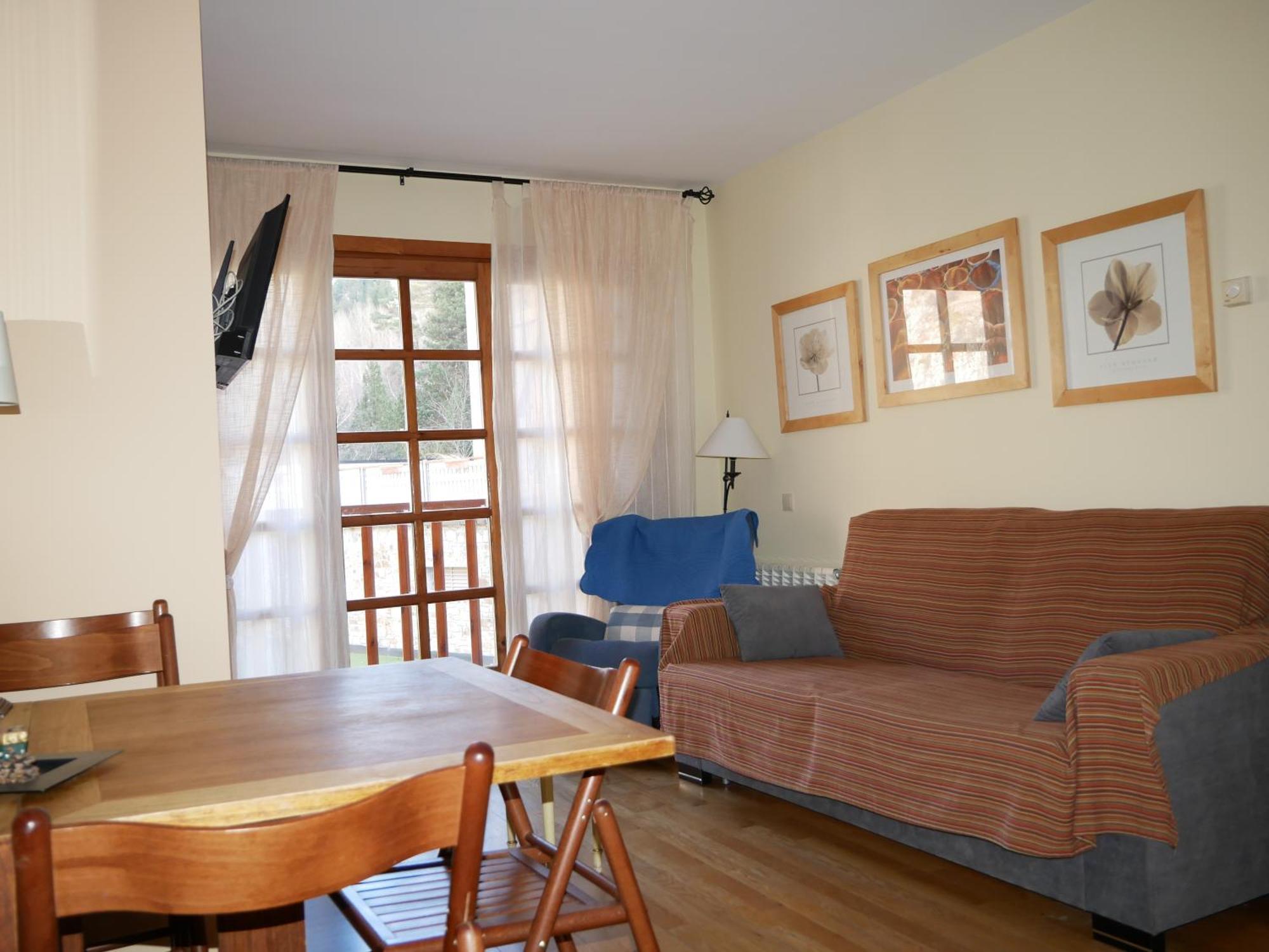Francoli-Vacances Pirinenca กานีโญ ภายนอก รูปภาพ