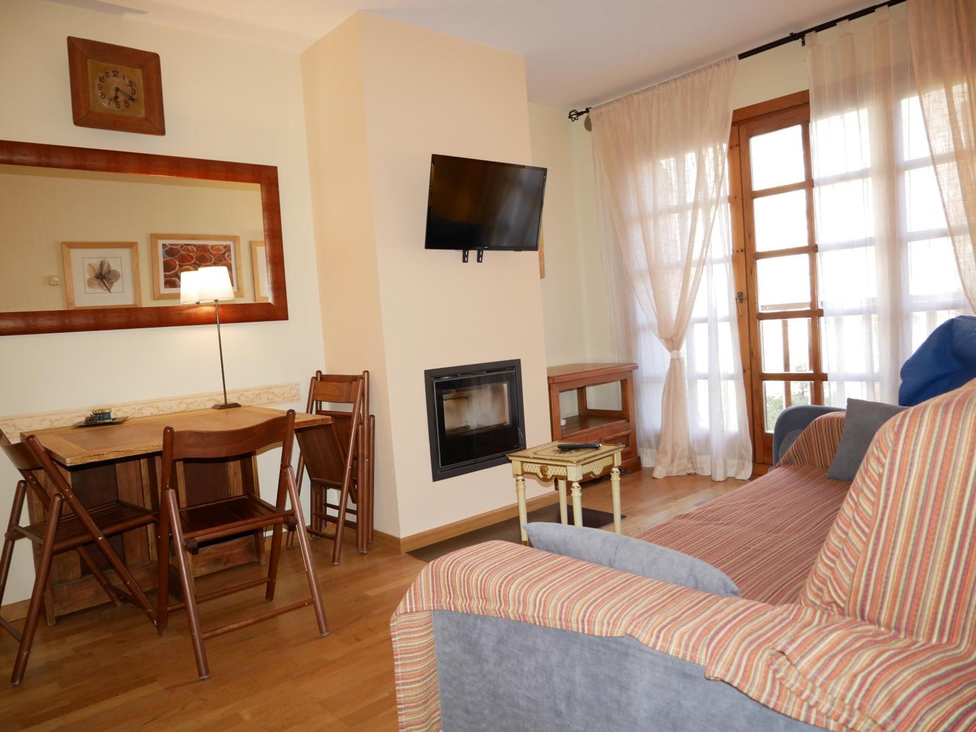 Francoli-Vacances Pirinenca กานีโญ ภายนอก รูปภาพ
